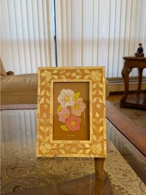 Paper Source Gold Floral Inlay - 4x8 Picture Frame